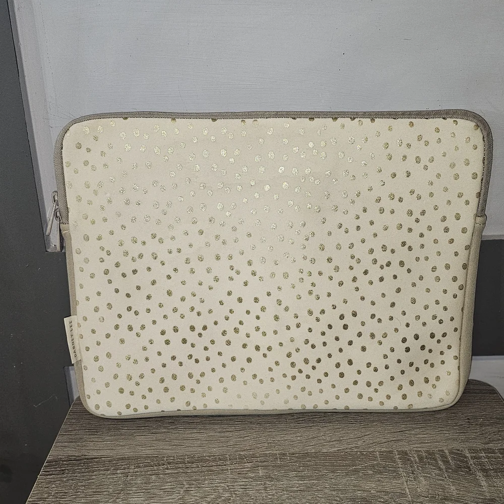 Dabney Lee Gold Speckled Cream Tablet Sleeve